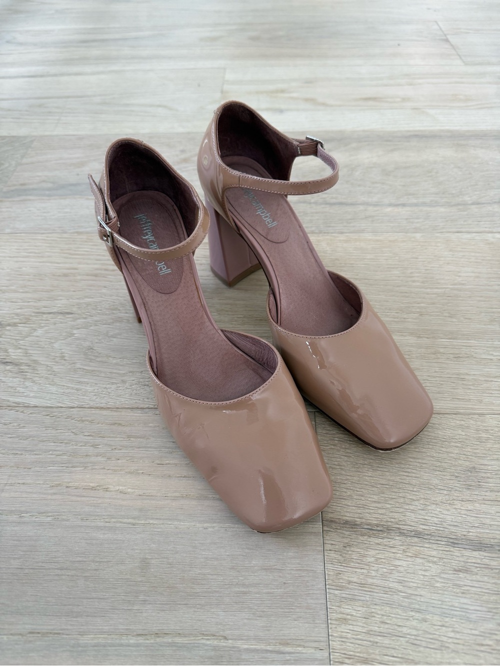 JEFFREY CAMPBELL Brunch Pump size 8